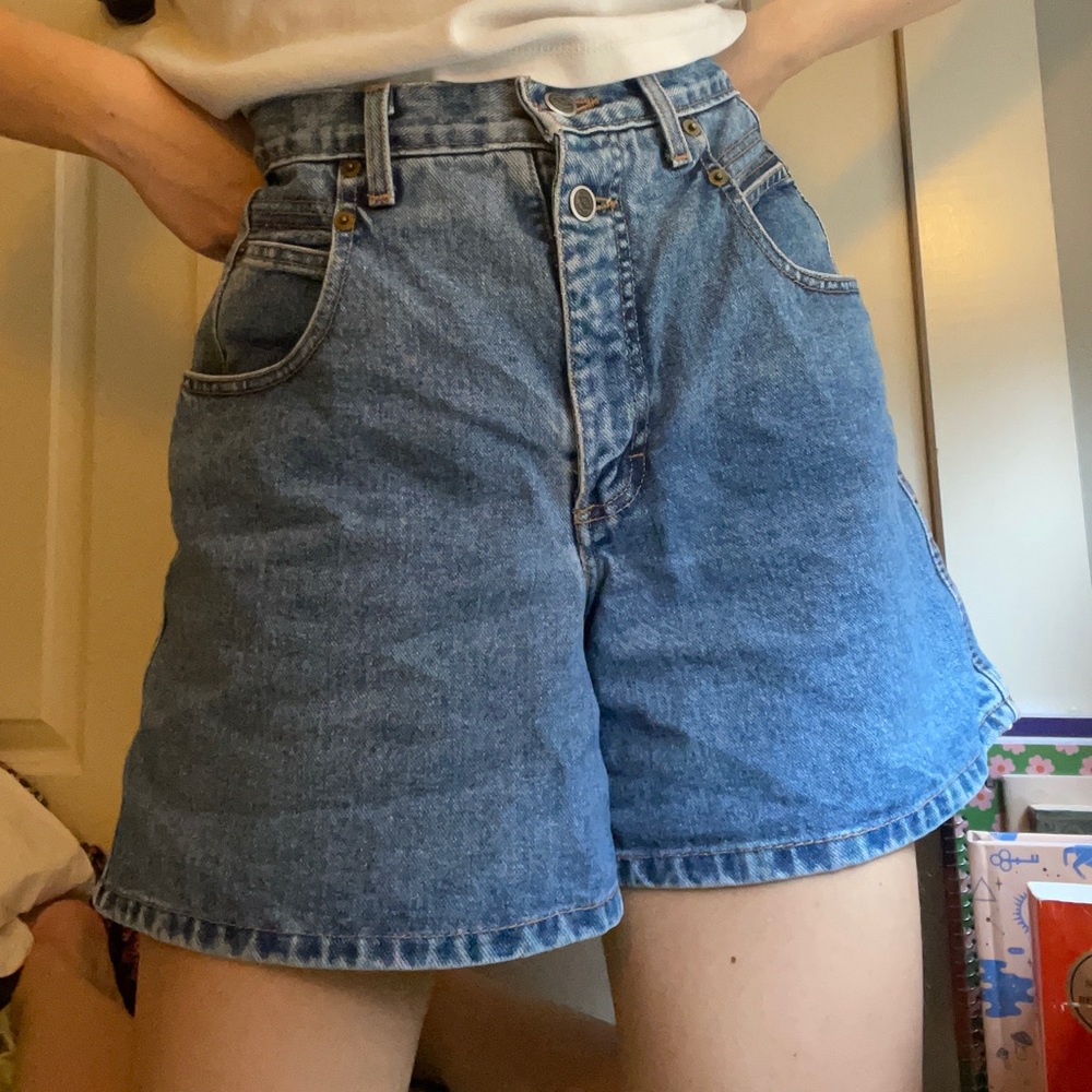 VINTAGE ZENA SHORTS